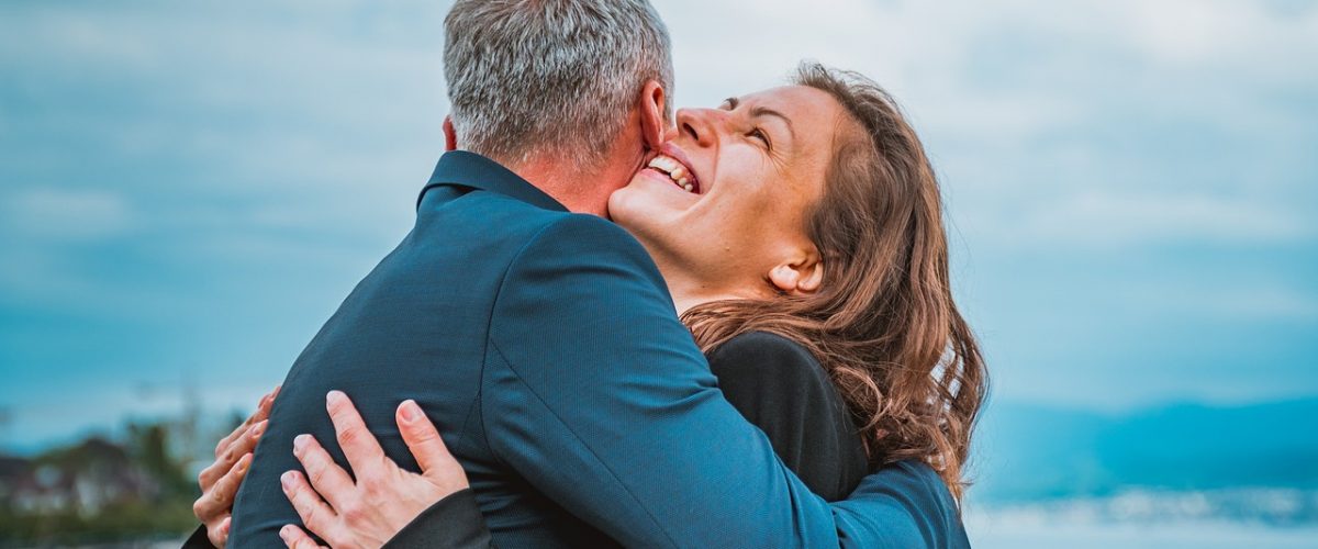 Selling you house makes happy...